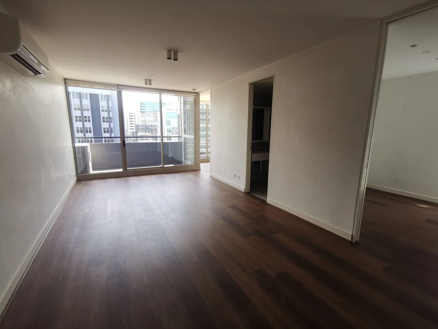 Additional image 13 of 912/74 Queens Rd, Melbourne VIC 3004