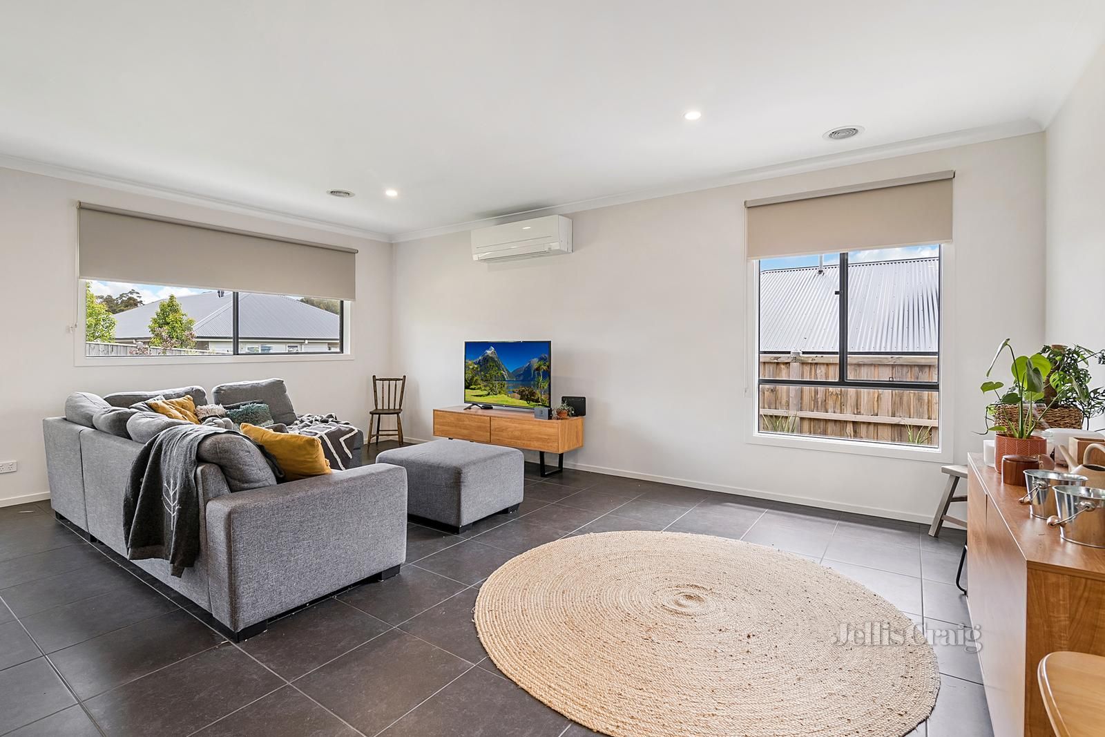 10 Five Mile Way, Woodend VIC 3442, Image 2