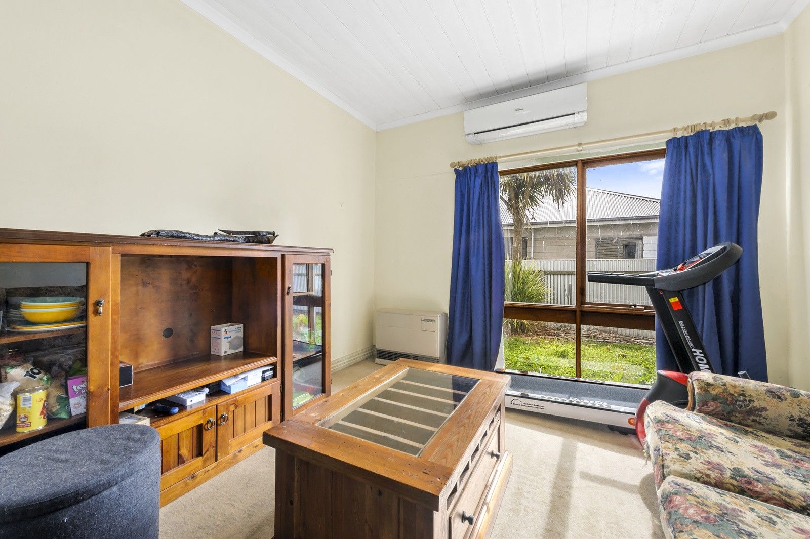 68 Mitchell Street, Cobden VIC 3266, Image 2