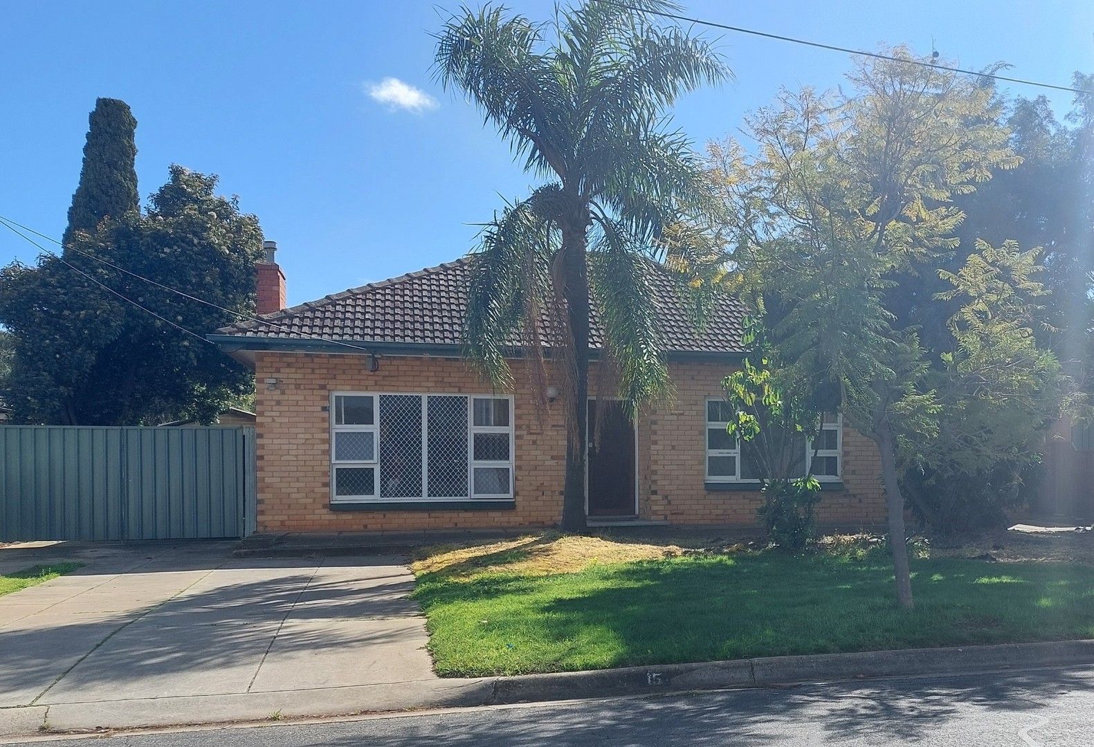 3 bedrooms House in 15 Londonderry Avenue SALISBURY DOWNS SA, 5108