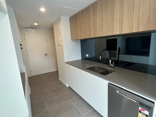 G28/39 Owen Crescent, Lyneham ACT 2602