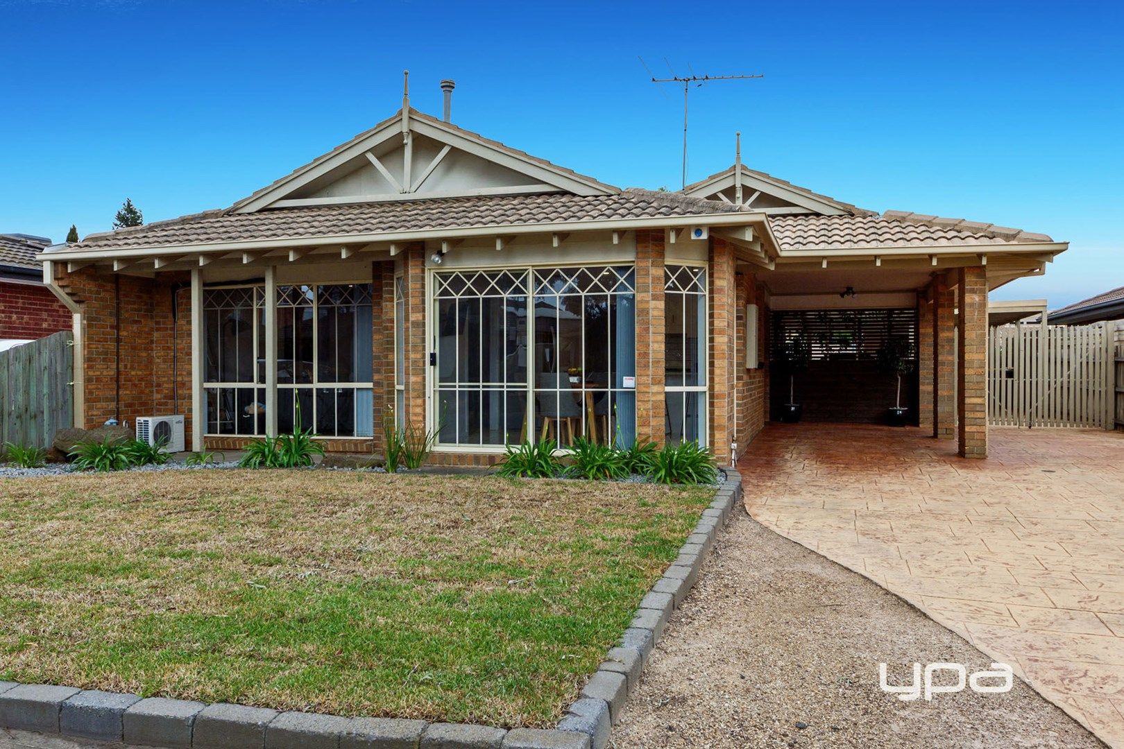3 bedrooms House in 20 Aitken Drive DELAHEY VIC, 3037