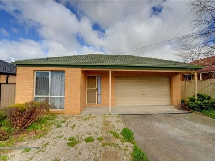 3 bedrooms House in 127 Foster Street REDAN VIC, 3350