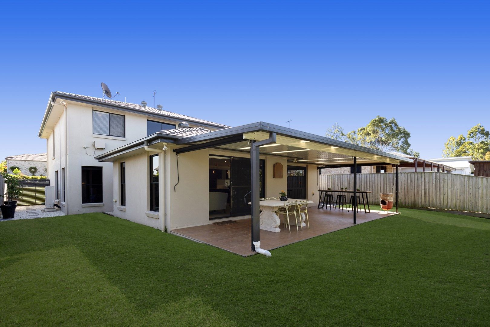 37 Taylor Place, Mackenzie QLD 4156, Image 0