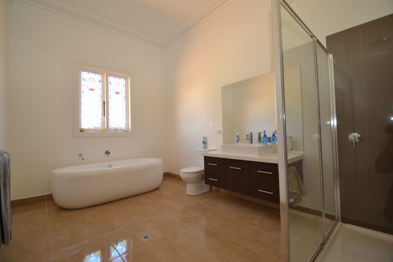 1193 WARBY RANGE ROAD, WANGARATTA SOUTH VIC 3678, Image 2