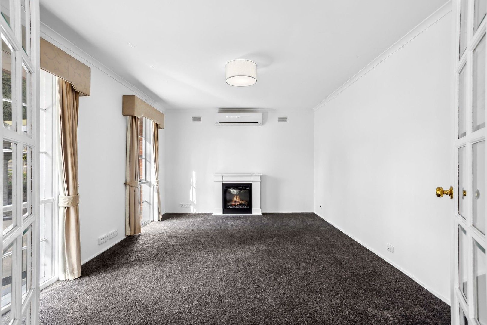 3 bedrooms House in 1 Ebden Street KYNETON VIC, 3444