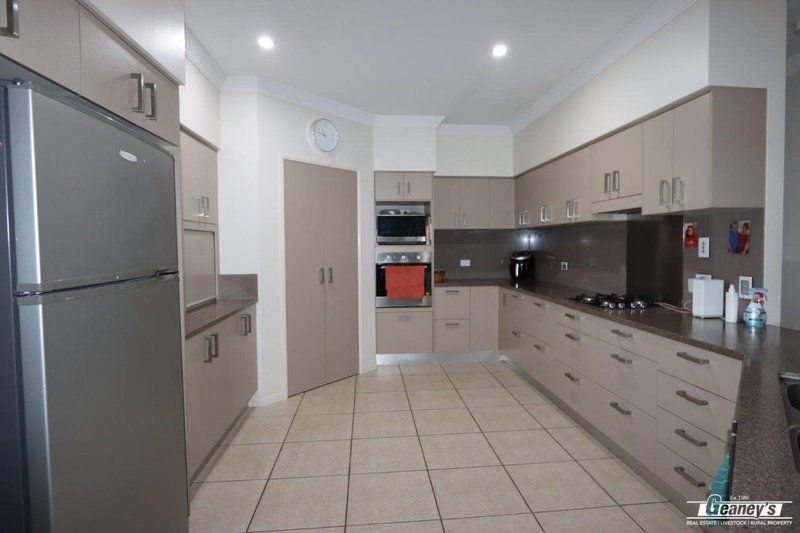 14 Brocklan Close, Millchester QLD 4820, Image 2