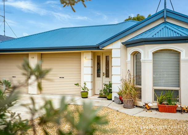 12 Robb Street, Encounter Bay SA 5211