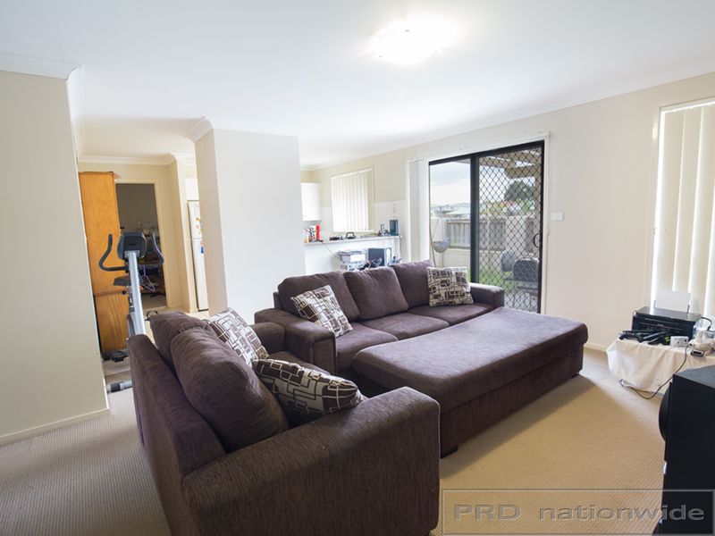 17/12 Denton Park Drive, Rutherford NSW 2320, Image 1