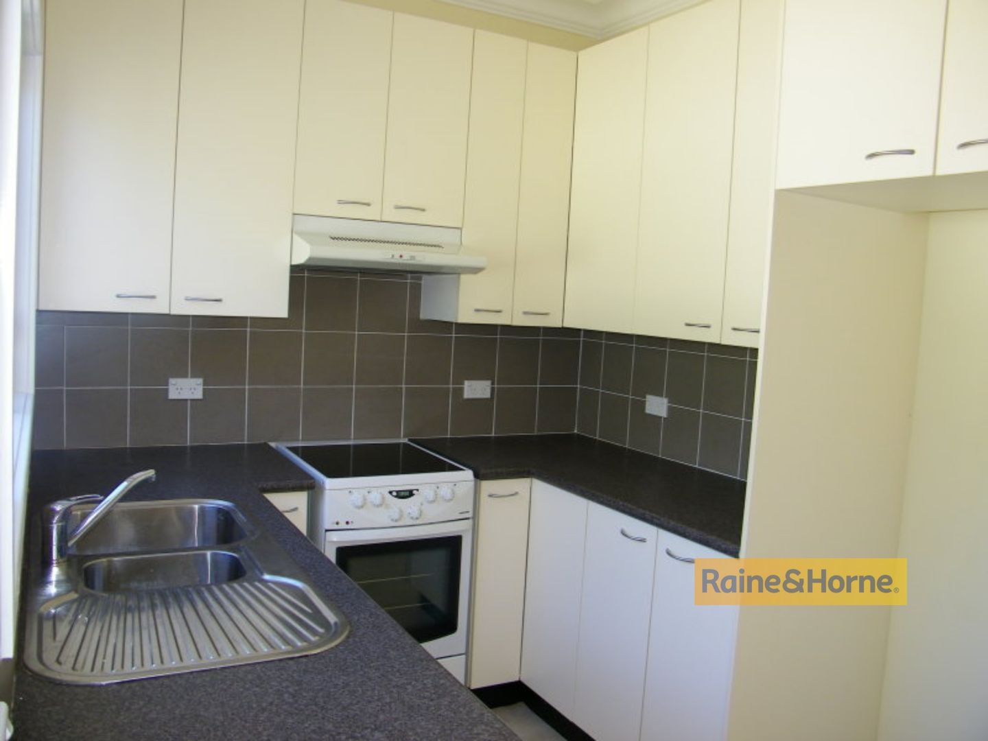 26 Walford St,, Woy Woy NSW 2256 House For Rent Domain