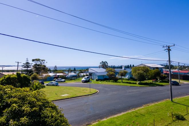 Picture of 110 Murrah Street, BERMAGUI NSW 2546