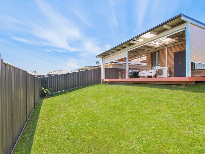 18 Farrier Crescent, Hamlyn Terrace NSW 2259, Image 2