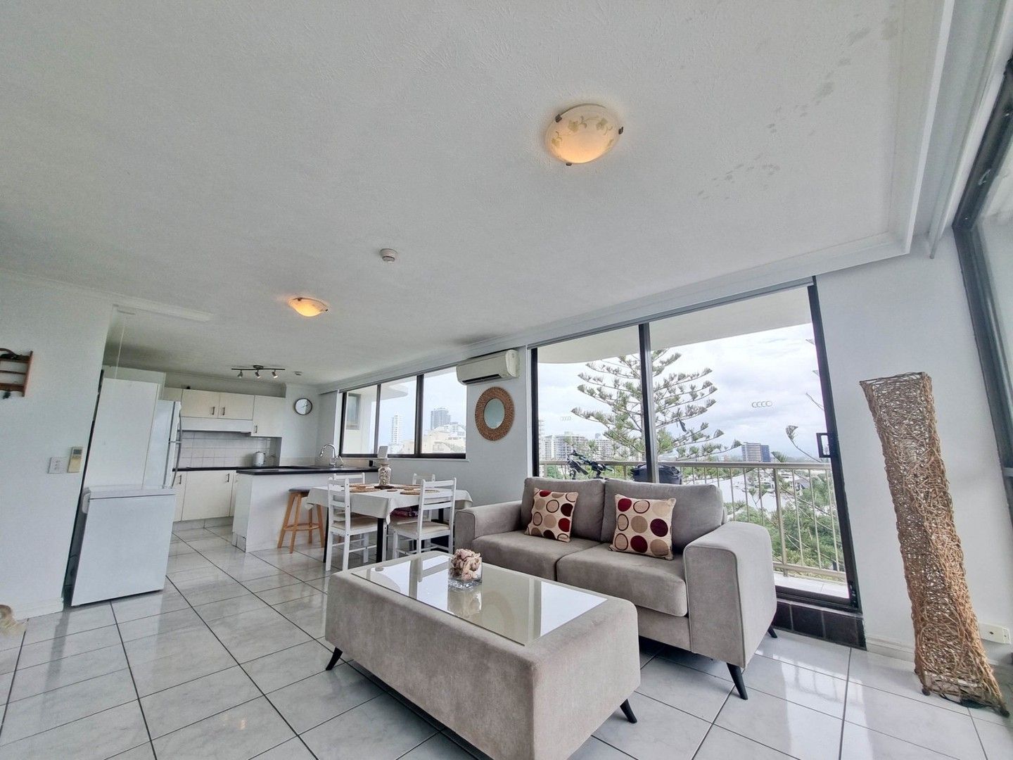 2 bedrooms Apartment / Unit / Flat in 36/43 Enderley Avenue SURFERS PARADISE QLD, 4217