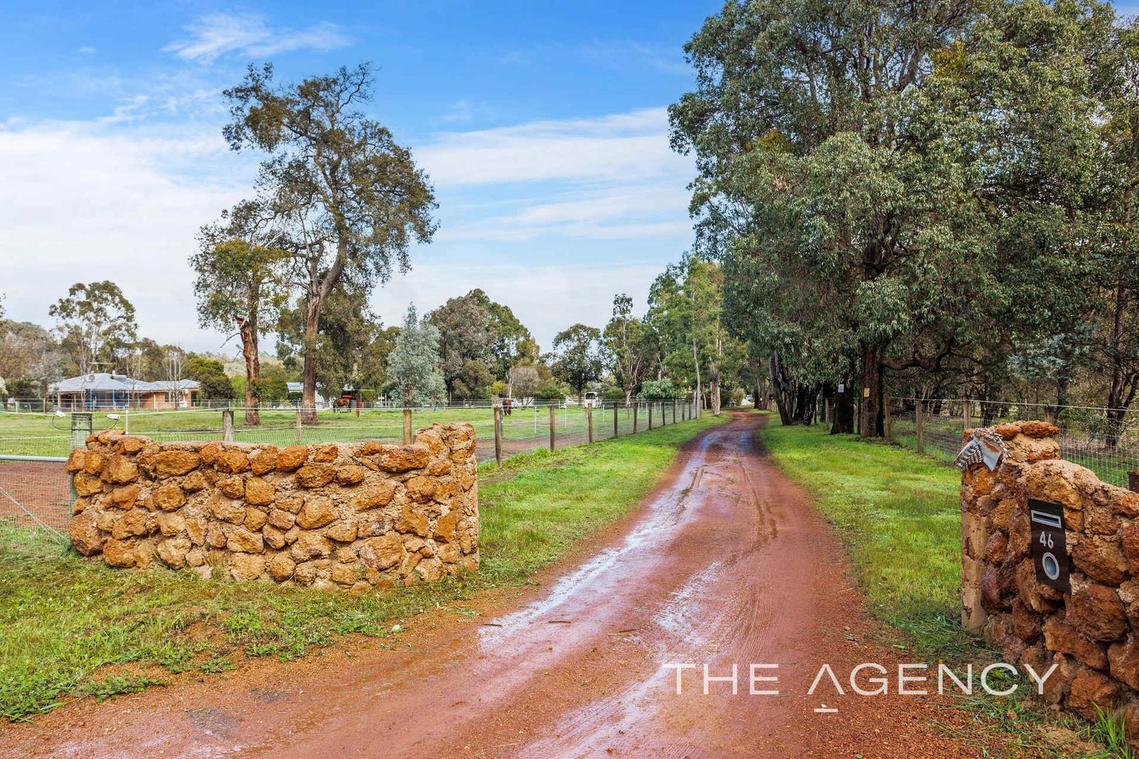 46 Lillie Road, Gidgegannup WA 6083, Image 2