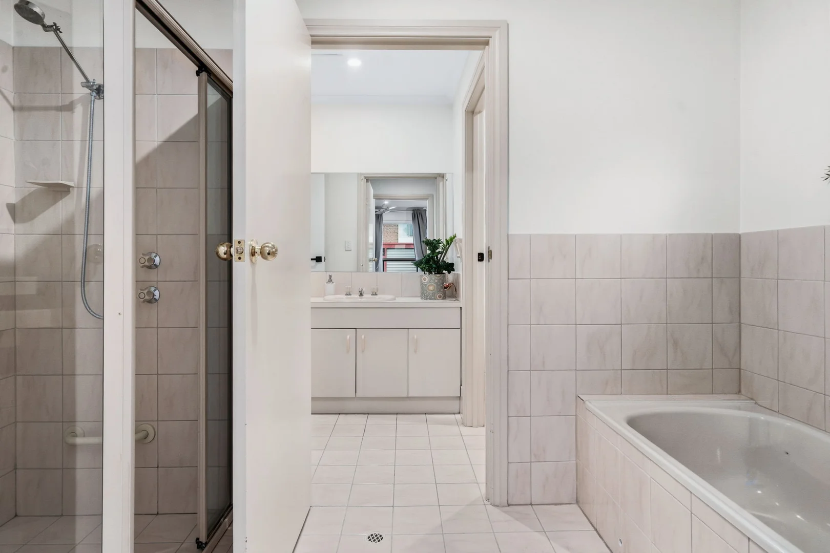 Additional image 12 of 19 Peppertree Grove, Oaklands Park SA 5046