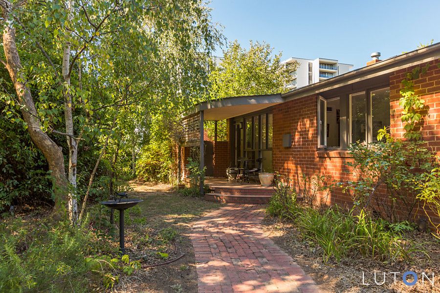 108 Goodwin Street, LYNEHAM ACT 2602, Image 2