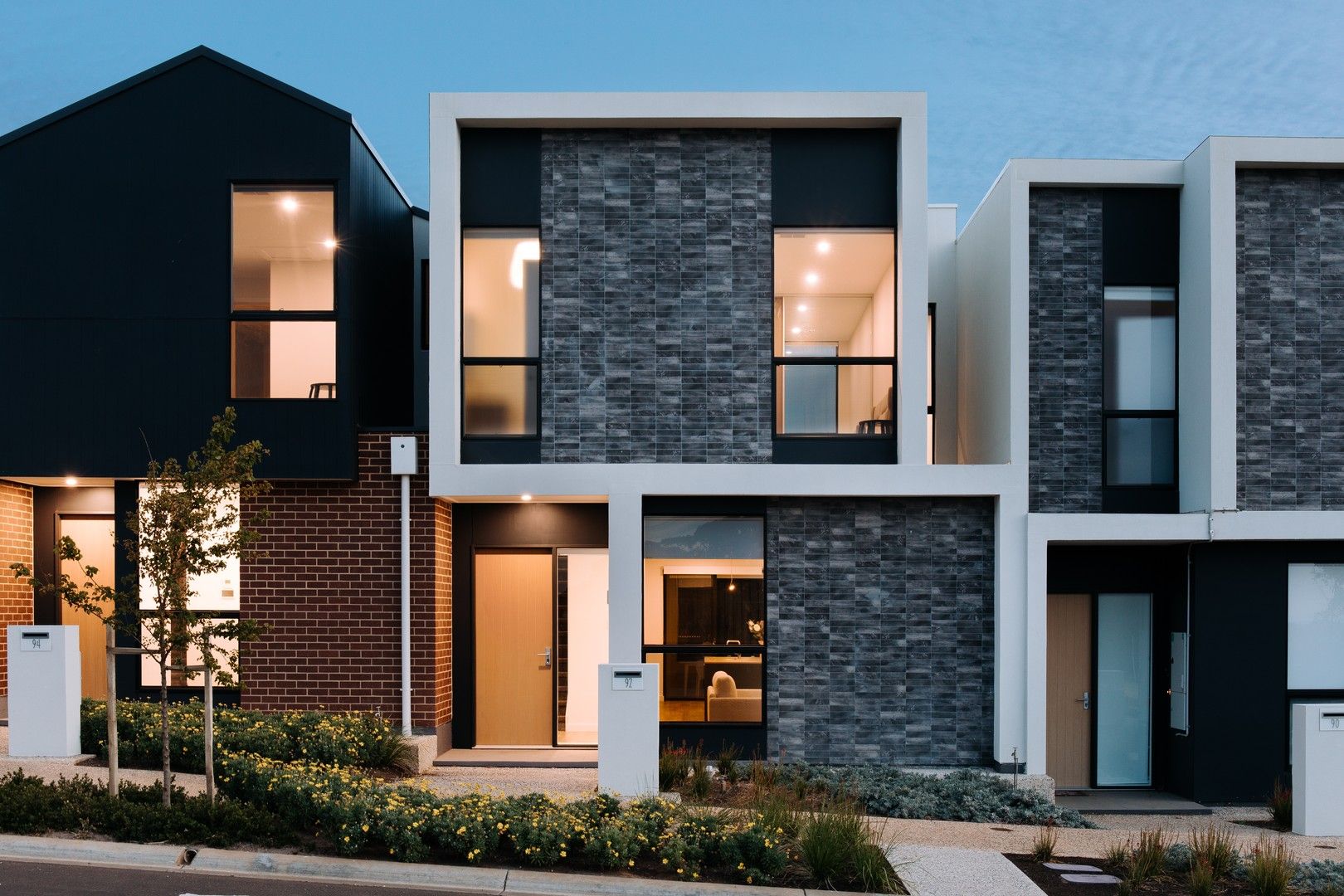 3 bedrooms House in 92 Buchanan Drive WOODFORDE SA, 5072