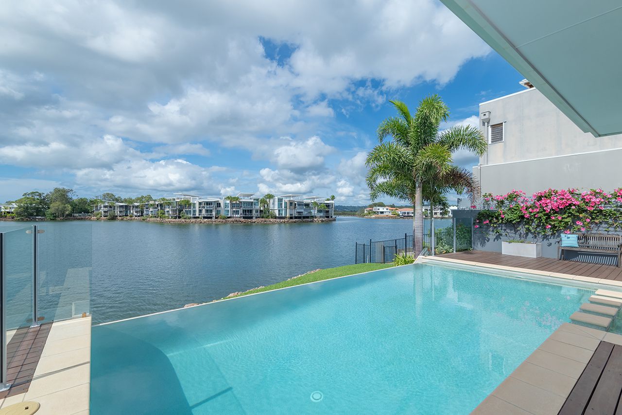 5 Waterfront Court, Twin Waters Property