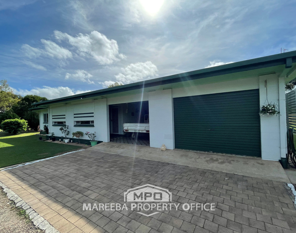 32 Mcgrath Road, Mareeba QLD 4880