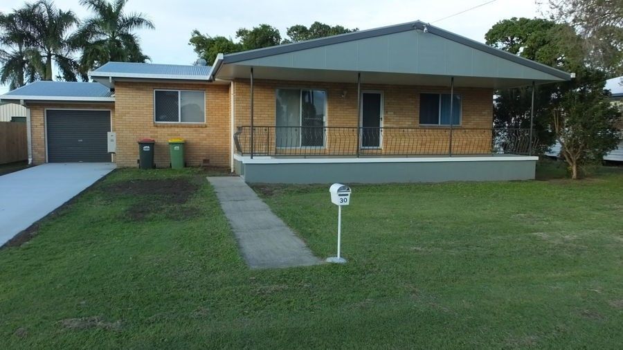 3 bedrooms House in 30 Edmonds Street WEST MACKAY QLD, 4740