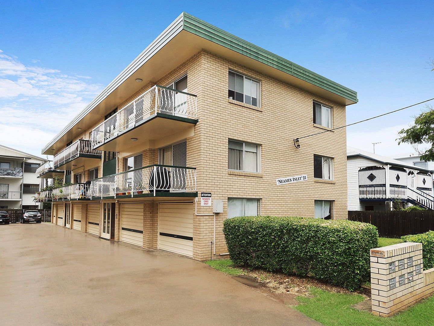 2 bedrooms Apartment / Unit / Flat in 4/21 Stuckey Road CLAYFIELD QLD, 4011