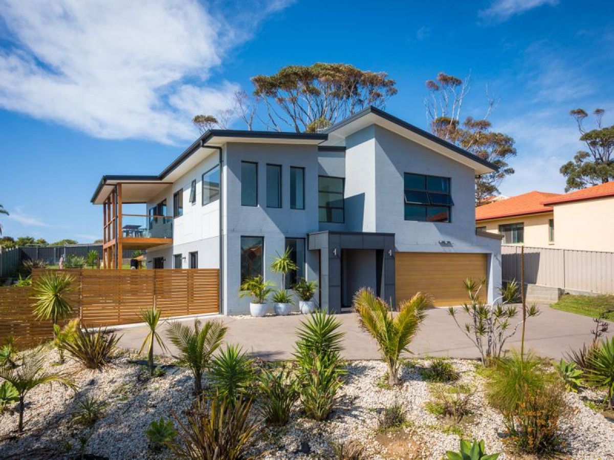 4 Flora Court, Tura Beach NSW 2548, Image 0