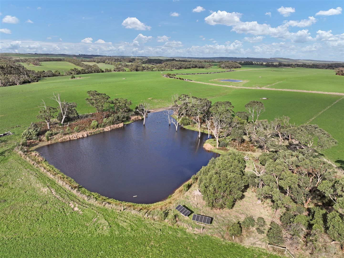 195 Kerrs Road, Fish Creek VIC 3959, Image 2