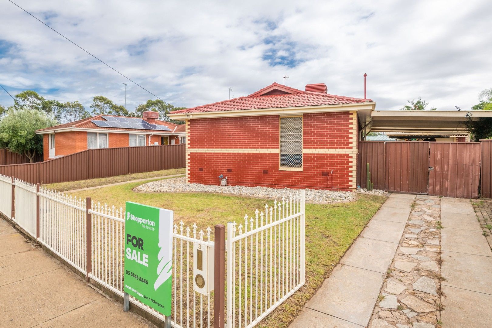 3 bedrooms House in 3 Westmorland Crescent SHEPPARTON VIC, 3630