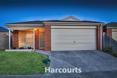 8A Sir Thomas Drive, Pakenham VIC 3810