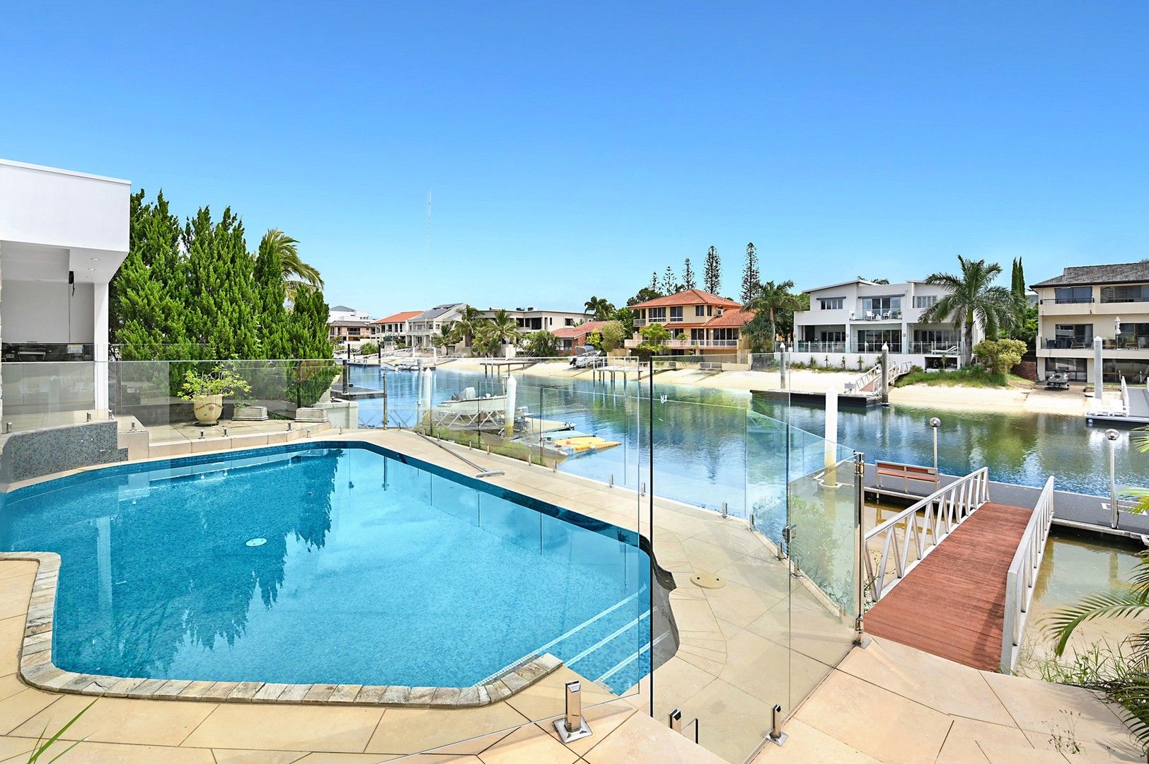 16 Norseman Court, Paradise Waters QLD 4217, Image 0
