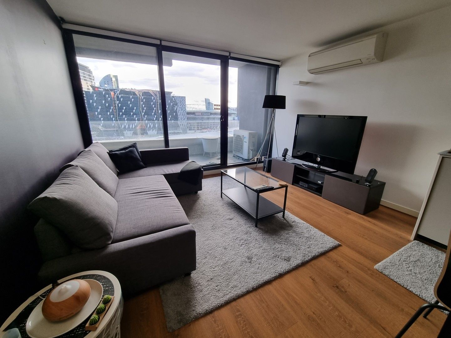 1 bedrooms Apartment / Unit / Flat in 1012/200 Spencer Street MELBOURNE VIC, 3000