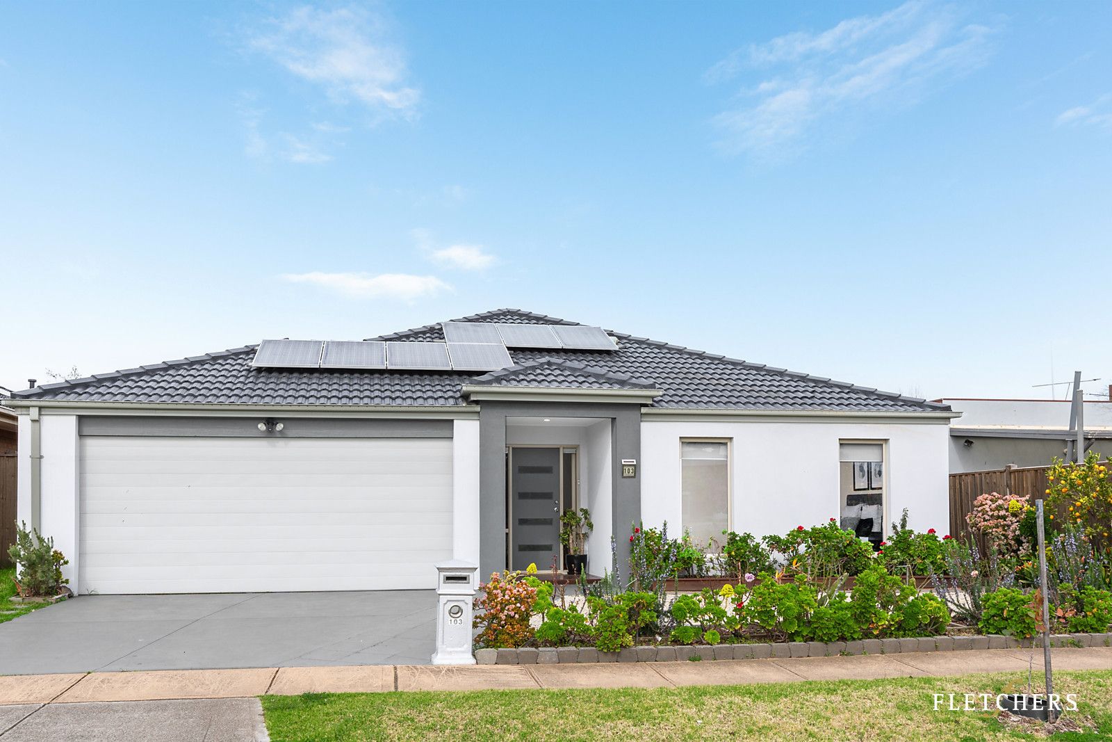 5 bedrooms House in 103 Sayers Road WILLIAMS LANDING VIC, 3027
