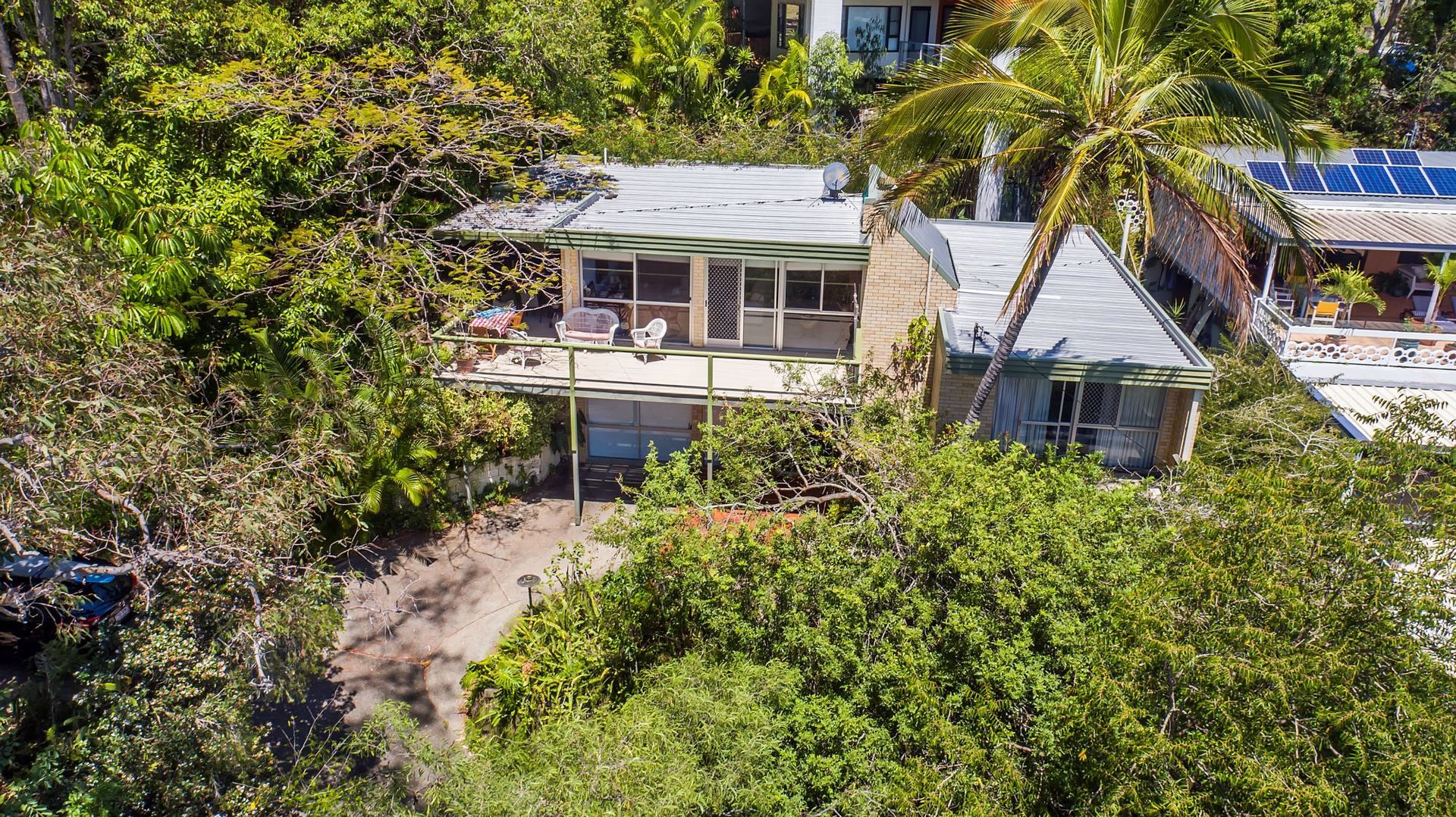 2 Hill Avenue, Burleigh Heads Property History & Address Research