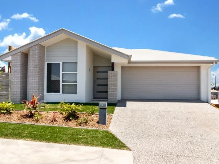 4 Dinden Road, South Ripley QLD 4306