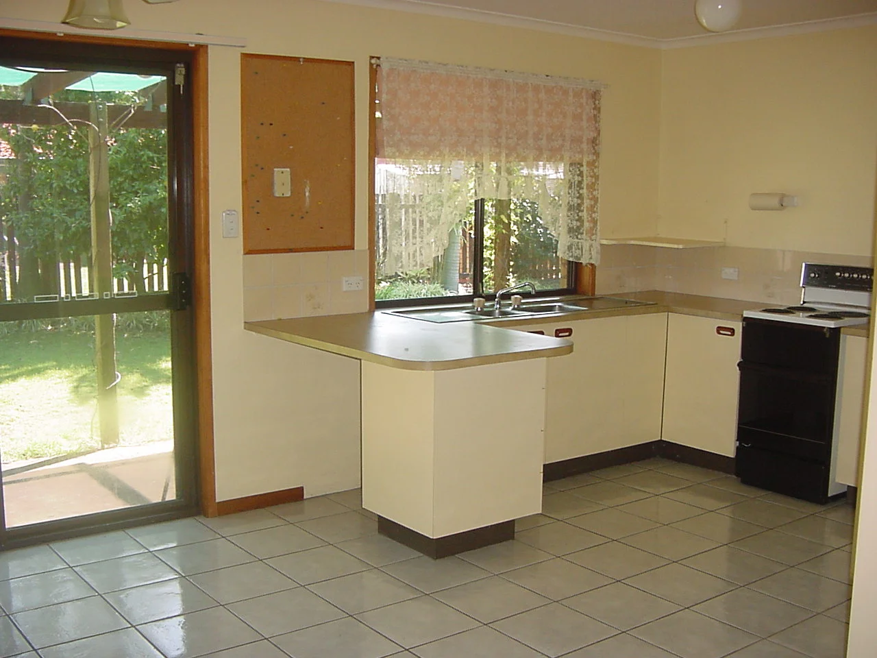 Additional image 2 of 13 Hawaii Crescent, Banksia Beach QLD 4507