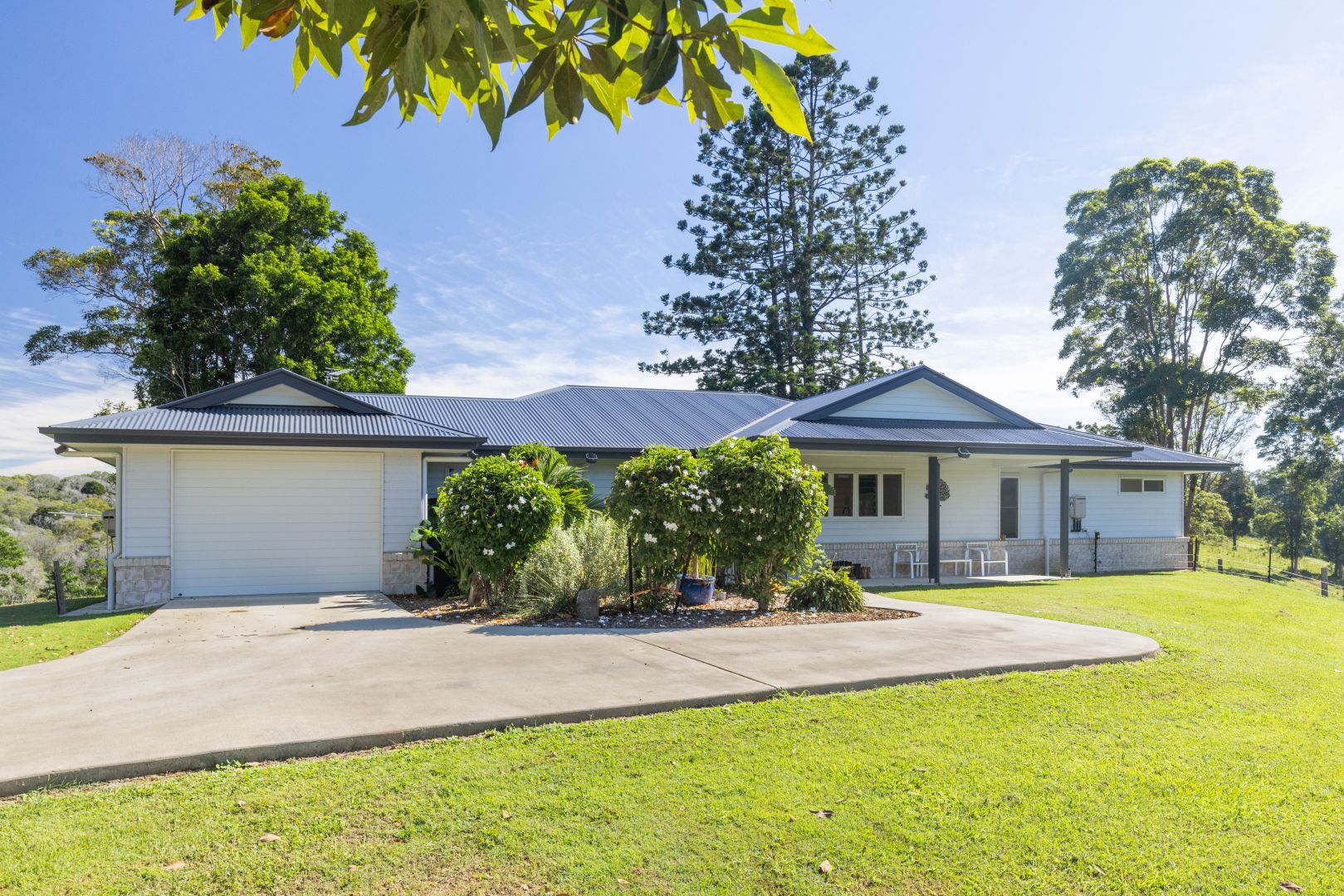 229 Traveston Road, Traveston QLD 4570, Image 2