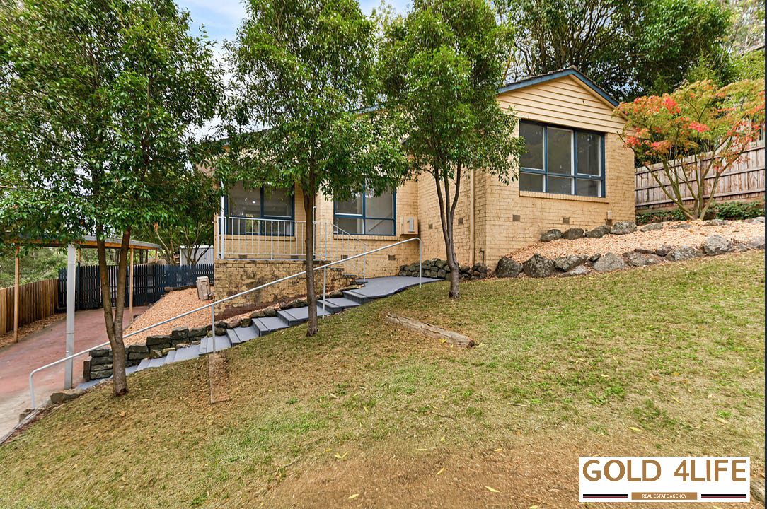 3 bedrooms House in  RINGWOOD NORTH VIC, 3134