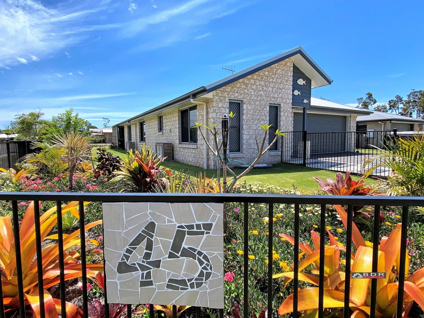 4 bedrooms House in 45 Sirenia Dr BURRUM HEADS QLD, 4659