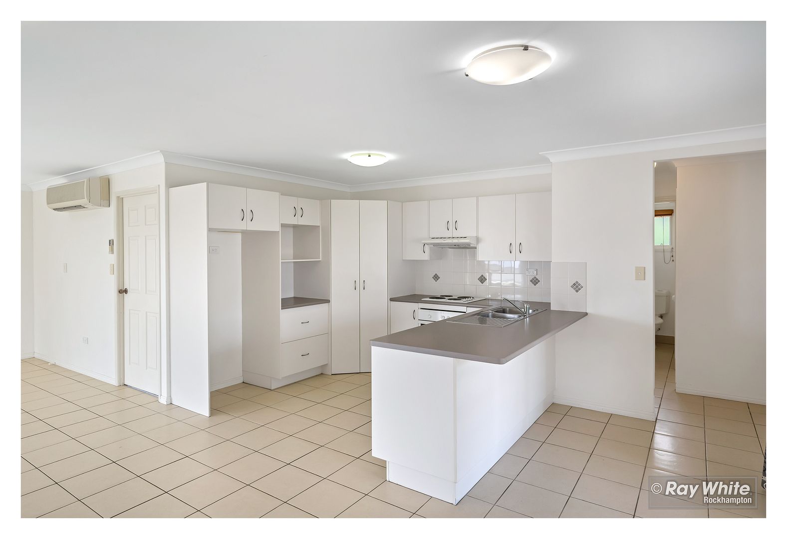 2 Hibiscus Court, Kawana QLD 4701, Image 2