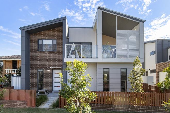 Picture of 1/11A Dickinson Street, CHARLESTOWN NSW 2290