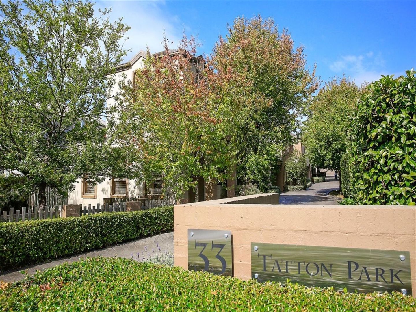 2/33 Ascot Road, Bowral NSW 2576