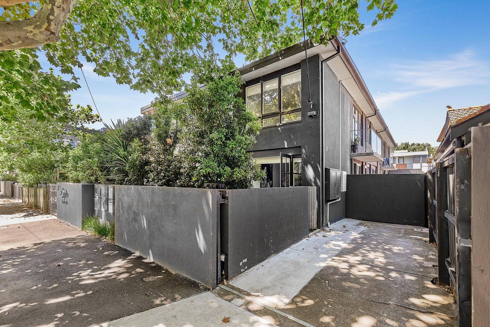 1 bedrooms Apartment / Unit / Flat in 3/37 Foam Street ELWOOD VIC, 3184