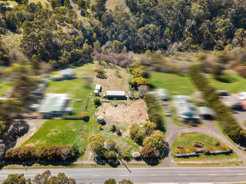 33 Greendale-Myrniong Road, Greendale VIC 3341, Image 2