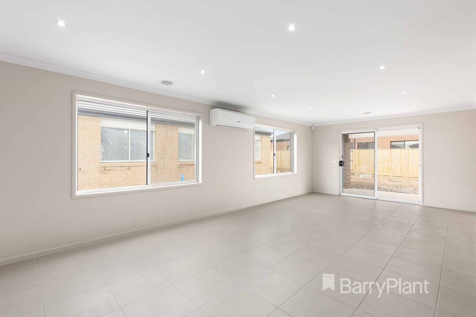 32 Pastille Road, Manor Lakes VIC 3024, Image 1