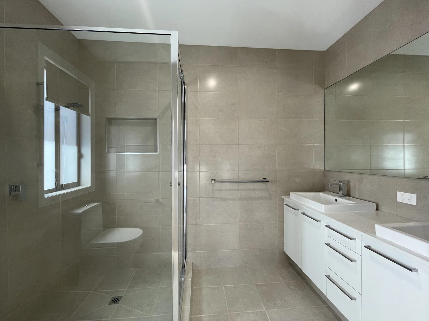 Additional image 5 of 1 Manresh Mews, Fraser Rise VIC 3336