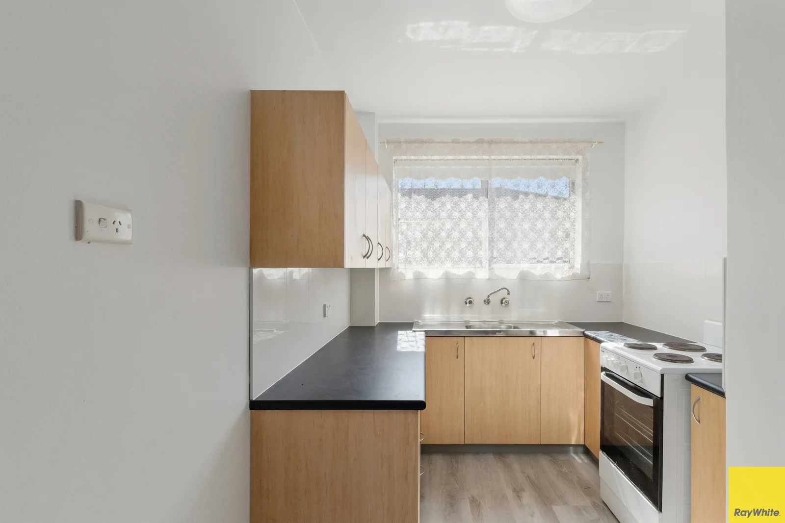 Additional image 2 of 3/23 Prince Edward Drive, Brownsville NSW 2530