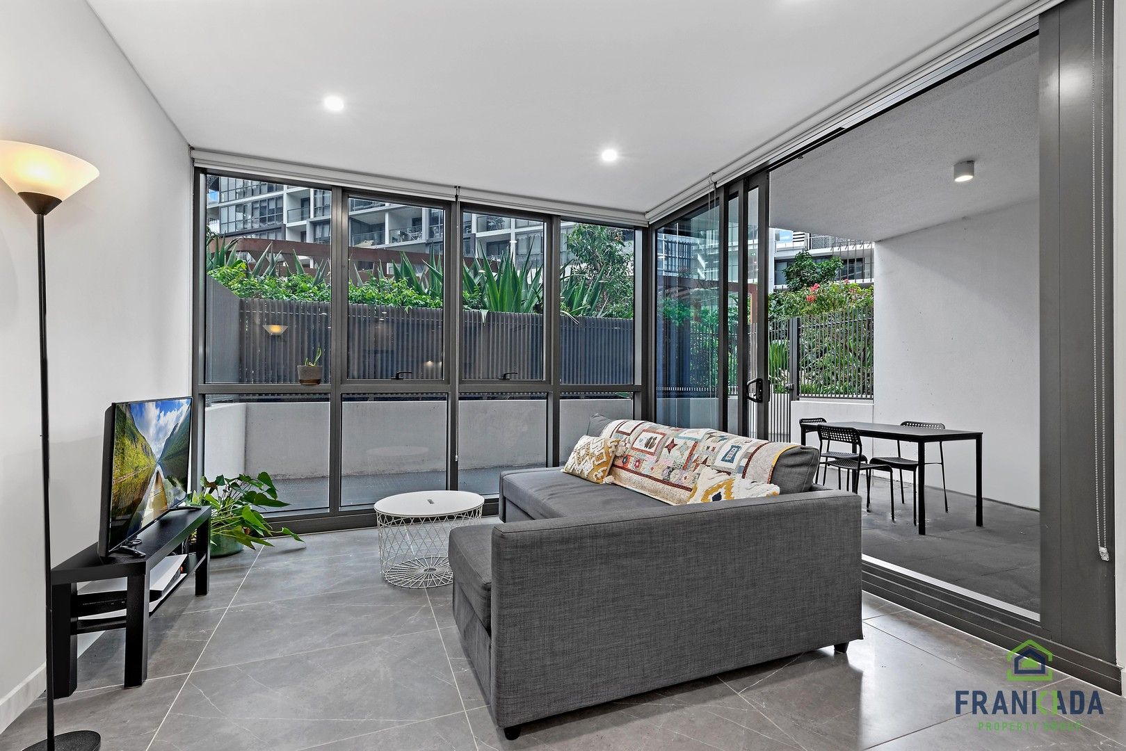 1 bedrooms Apartment / Unit / Flat in 101B/101 Waterloo Road MACQUARIE PARK NSW, 2113