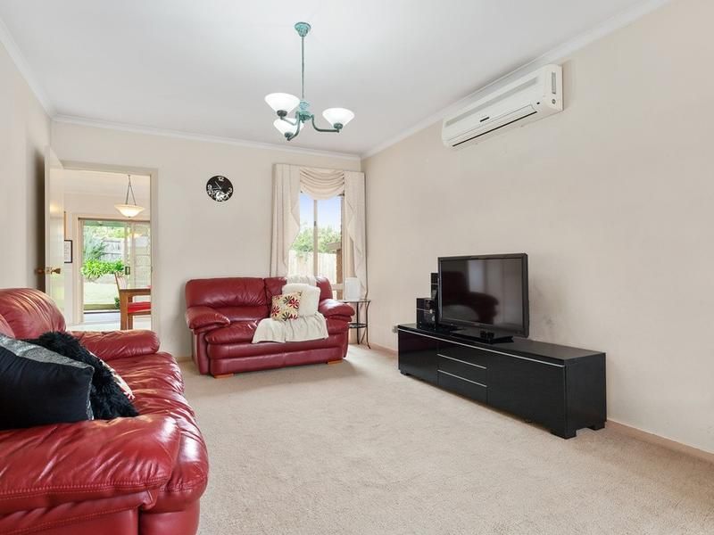 2/5 Melanie Court, Mount Waverley VIC 3149, Image 1