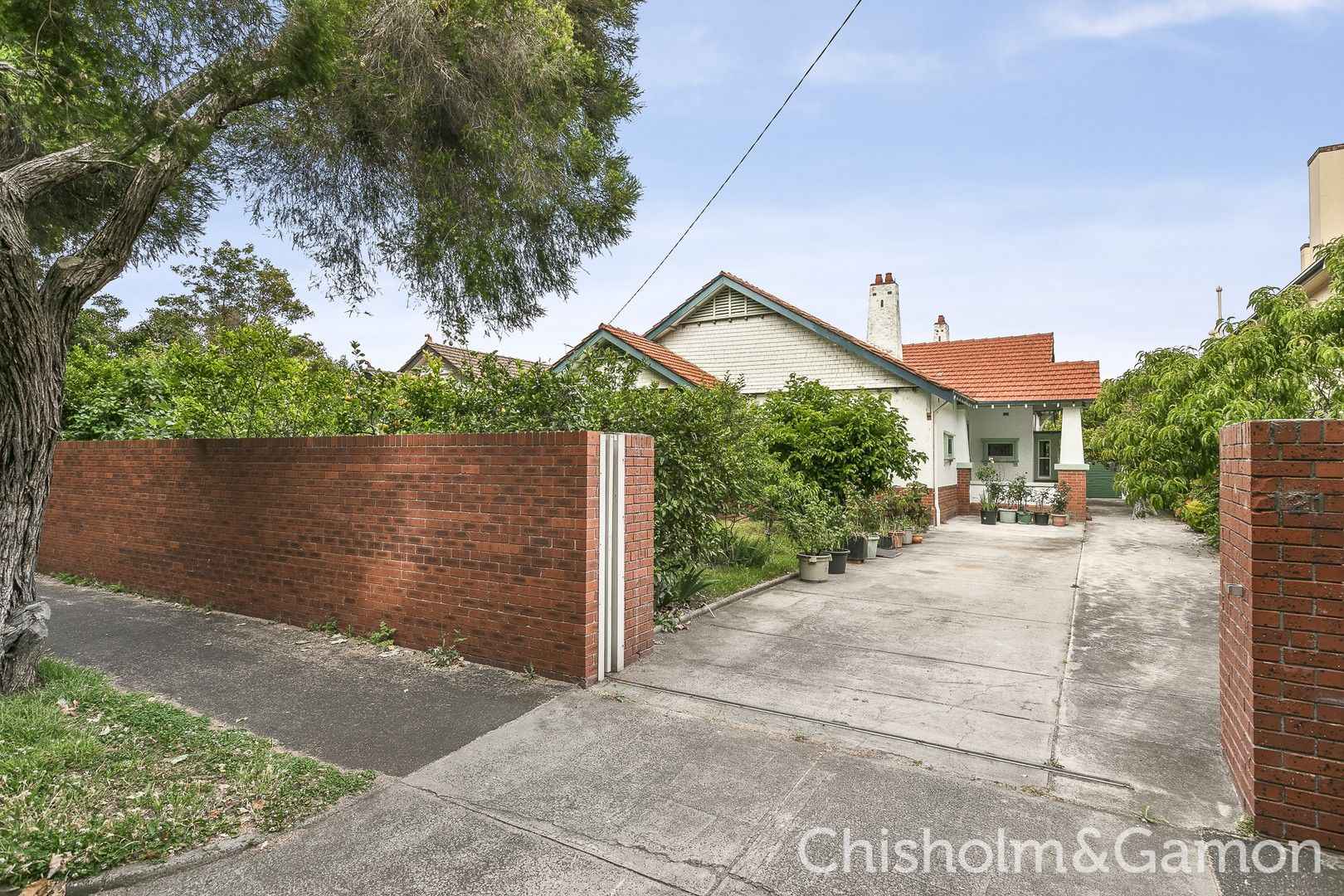 3 bedrooms House in 121 Ruskin Street ELWOOD VIC, 3184