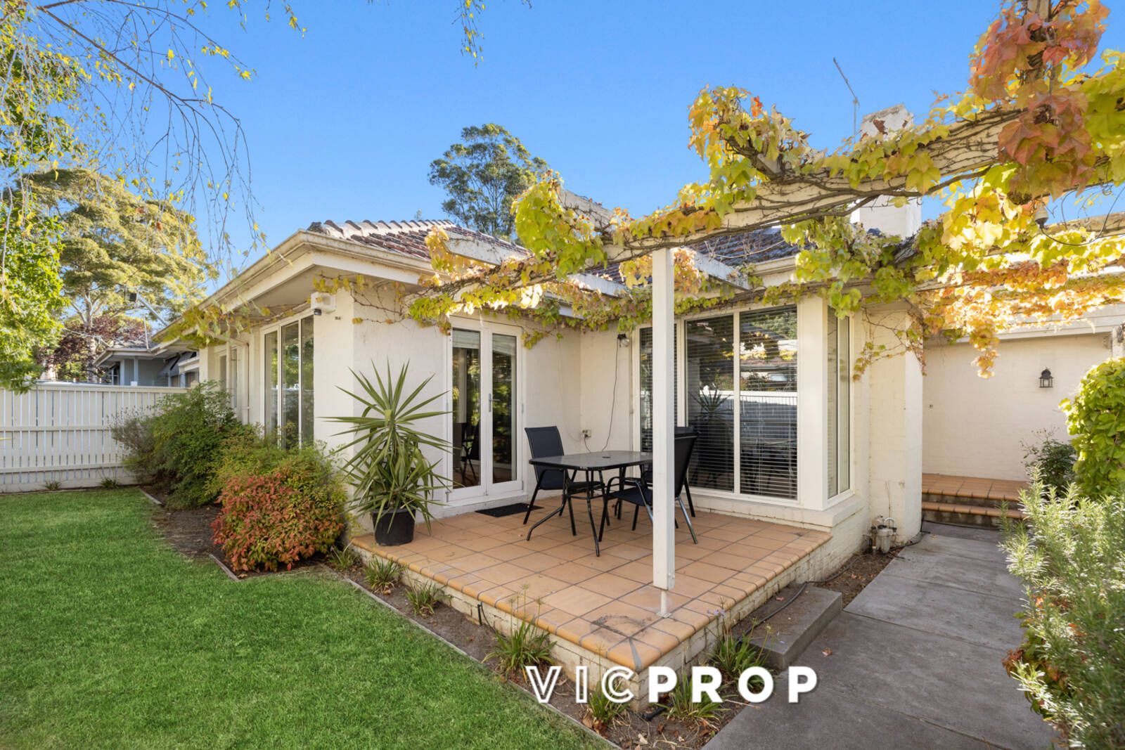 1/306 Belmore Road, Balwyn VIC 3103, Image 2